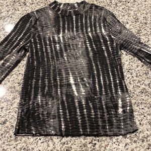 High neck grey and white shirt, light material very stylish! Size M